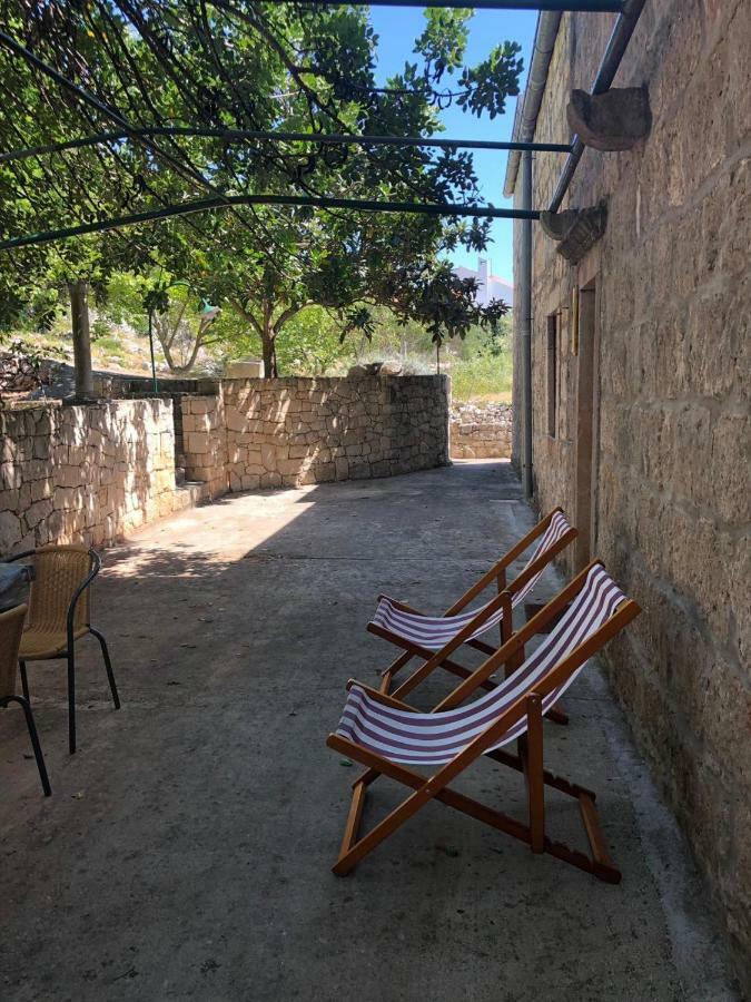 Holiday Home Villa Kastel Zrnovo Екстер'єр фото
