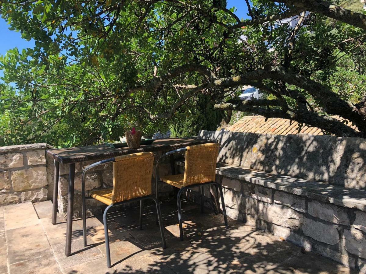Holiday Home Villa Kastel Zrnovo Екстер'єр фото
