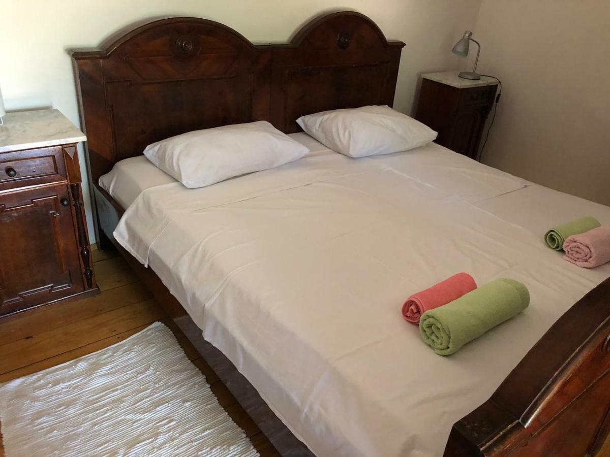 Holiday Home Villa Kastel Zrnovo Екстер'єр фото