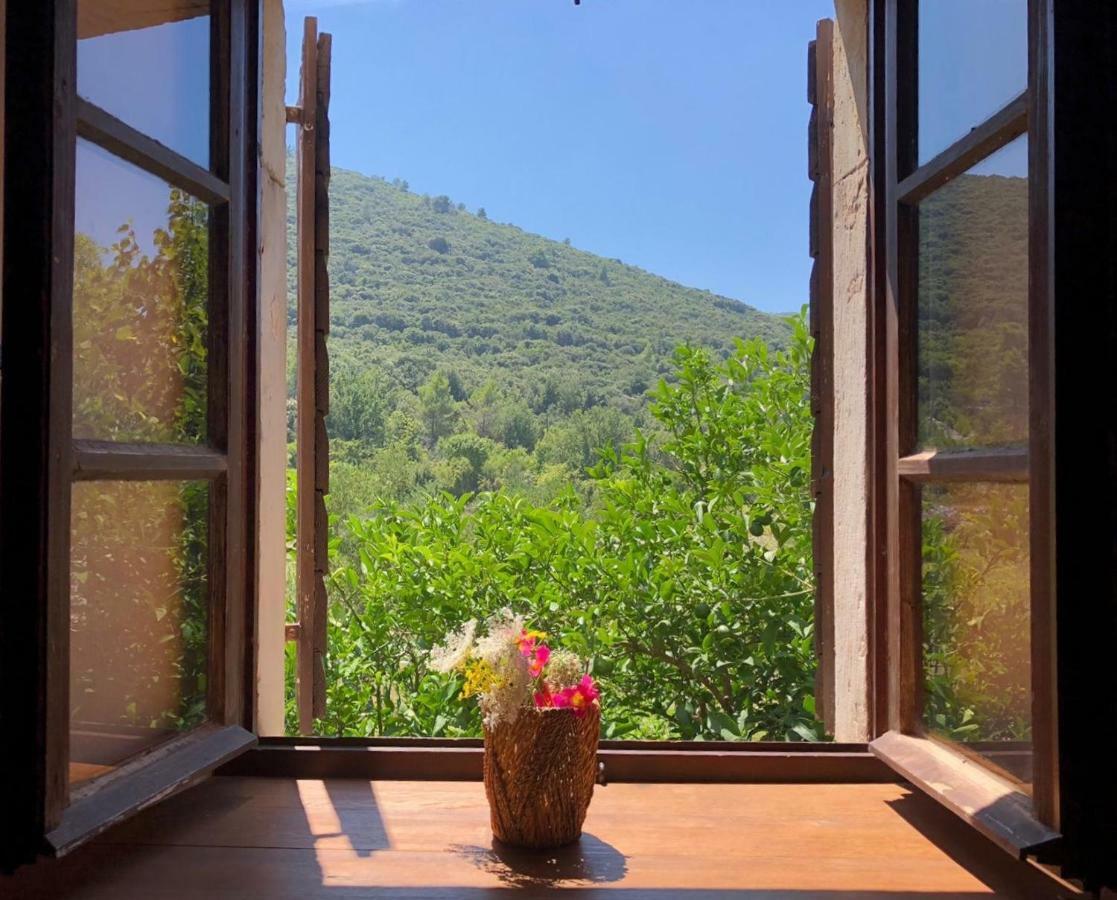 Holiday Home Villa Kastel Zrnovo Екстер'єр фото